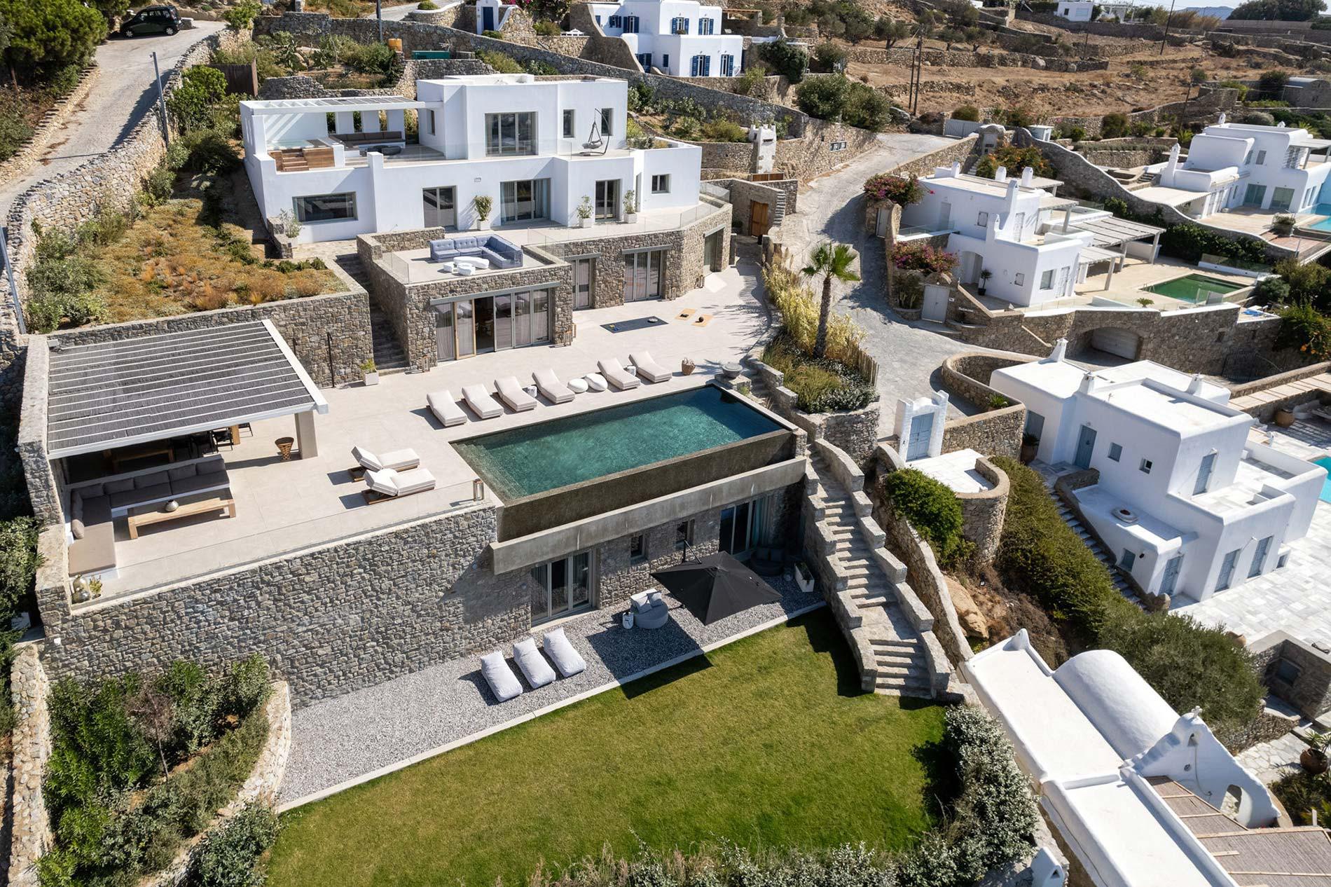 Villa Nina Mykonos - Vue extérieure de la villa avec piscine