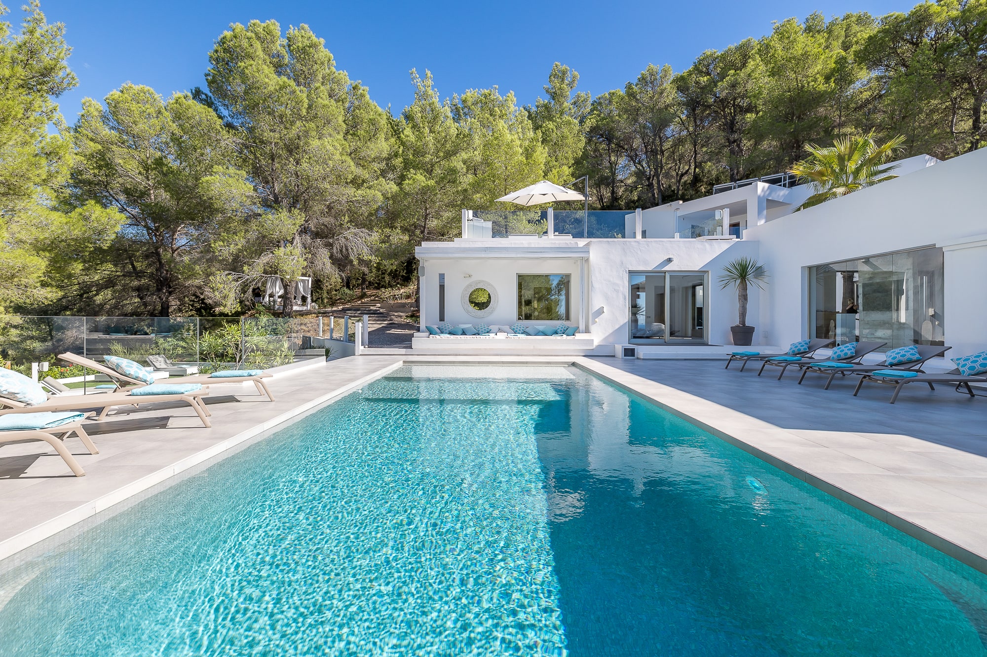 Villa Nidra Ibiza - vue extérieure de la villa