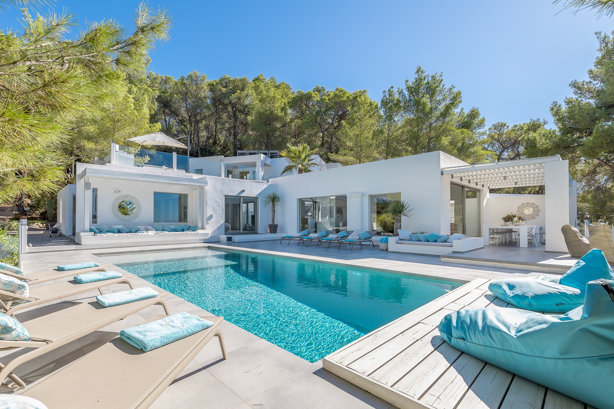 Villa Nidra Ibiza - vue extérieure de la villa